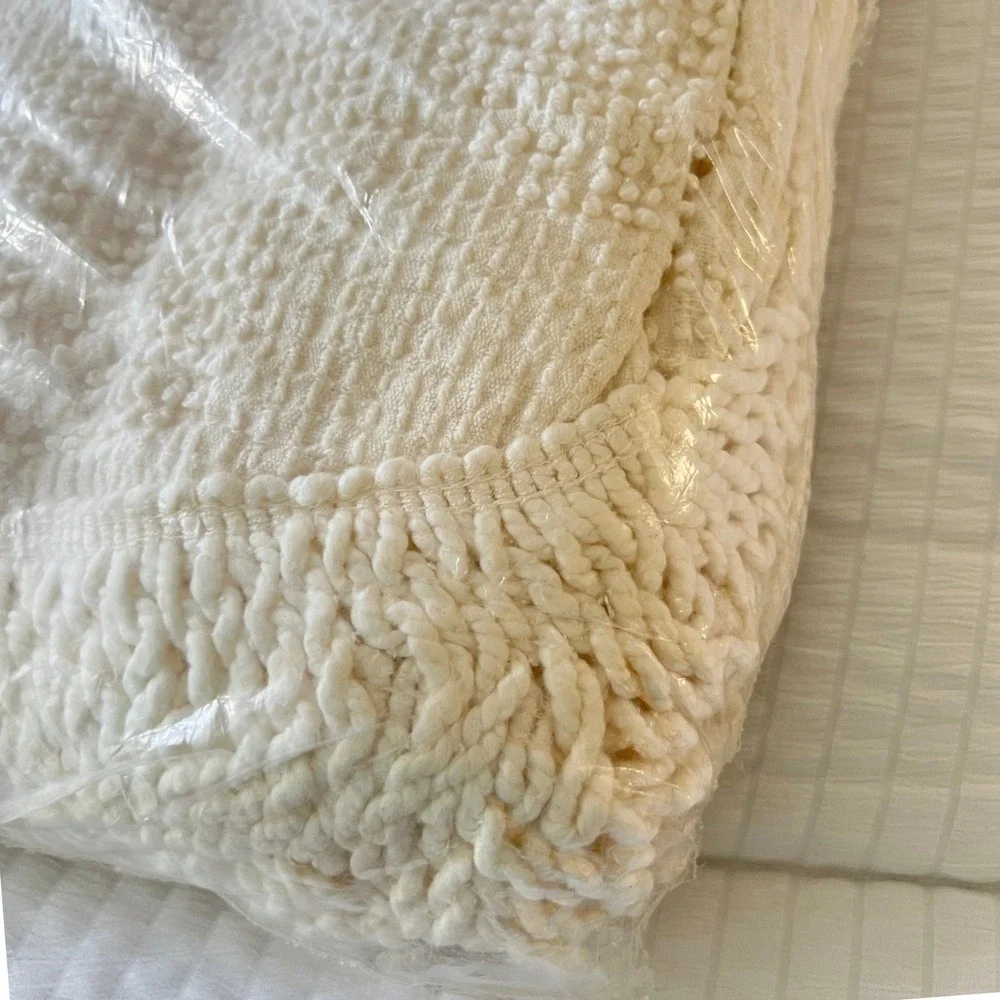 VTG House of Windsor Arlington Woven Bedspread Double Full Snow White NOS Sealed